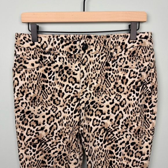 Chico's So Slimming Girlfriend Slim Leg Ankle Jeans Leopard Print - Picture 4 of 9